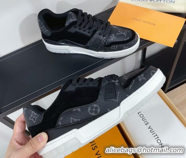 Grade Quality Louis Vuitton Men's Trainer Monogram Canvas and Suede Sneakers 070565 Black