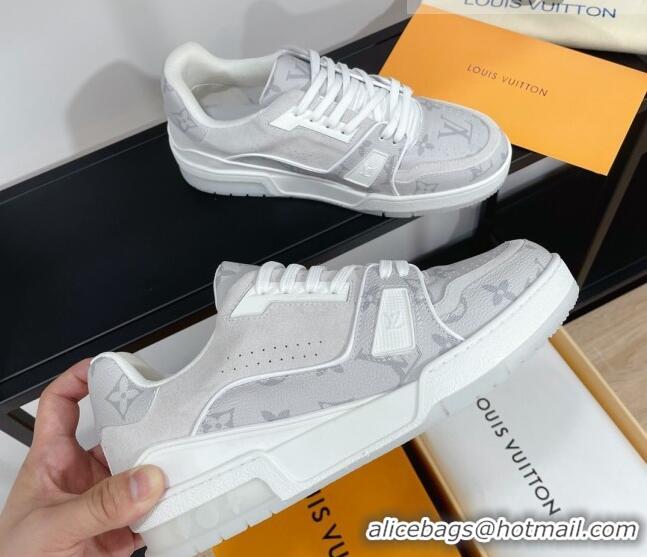 Luxury Louis Vuitton Men's Trainer Monogram Canvas and Suede Sneakers 070564 Light Grey