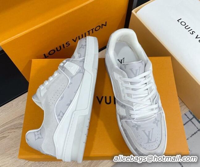 Luxury Louis Vuitton Men's Trainer Monogram Canvas and Suede Sneakers 070564 Light Grey