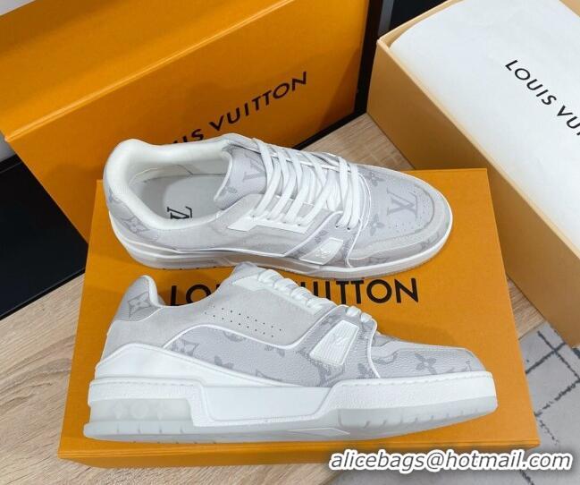 Luxury Louis Vuitton Men's Trainer Monogram Canvas and Suede Sneakers 070564 Light Grey