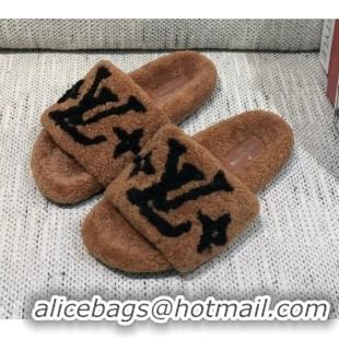 Sophisticated Louis Vuitton LV Wool Flat Slide Sandals 080964 Brown