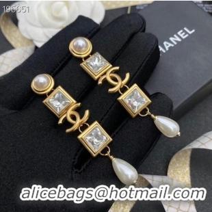 Buy Fashionable Chanel Earrings CE6815