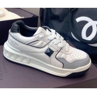 Good Looking Valentino One Stud Low-Top Nappa Sneakers White Leather 070657 White/Black