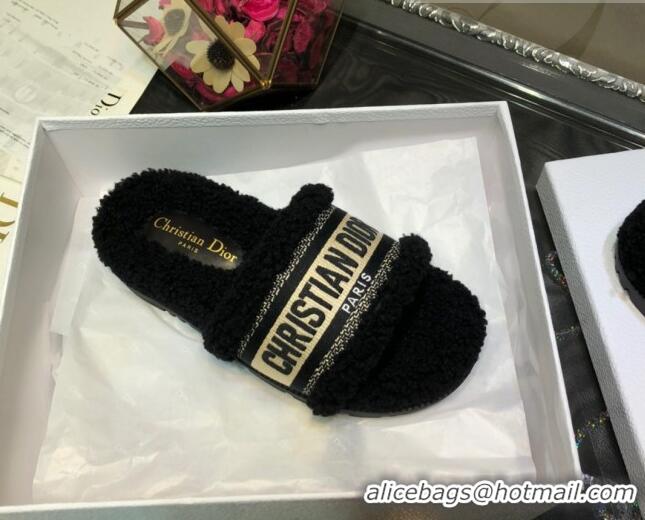 Best Product Dior Dway Flat Slide Sandals in Black Embroidered Cotton and Shearling 081024