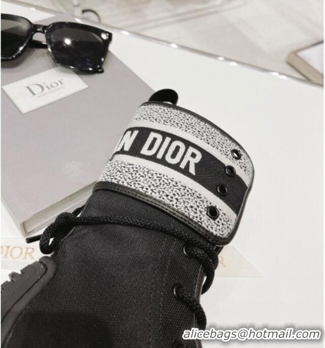 Super Quality Dior D-Major Ankle Boots 4.5cm in Fabric and Calfskin Black/White 081033