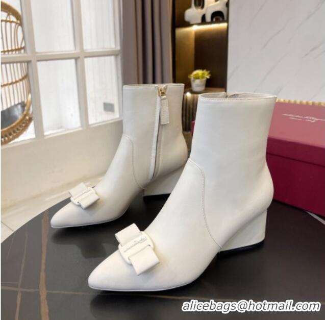 Best Luxury Salvatore Ferragamo Viva Calfskin Bow Boots 5.5cm 091720 All White 2021