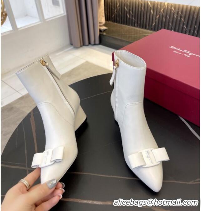 Best Luxury Salvatore Ferragamo Viva Calfskin Bow Boots 5.5cm 091720 All White 2021