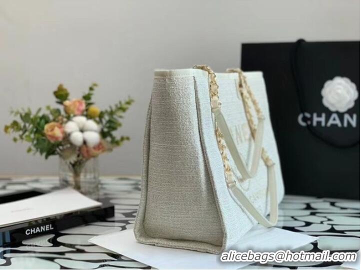 Good Luxurious Chanel Shopping bag MM A67001 White