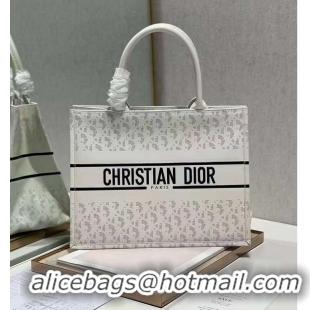 Cheap Price DIOR BOOK TOTE leather Constellation Embroidery M1296ZR white