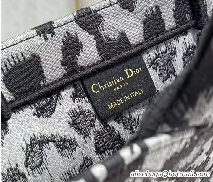 Famous Brand DIOR BOOK TOTE Embroidery M1297ZR-20 Black leopard print