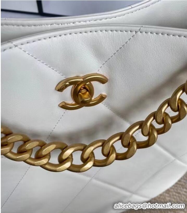 Shop Duplicate Chanel leather Shoulder Bag AS2844 white