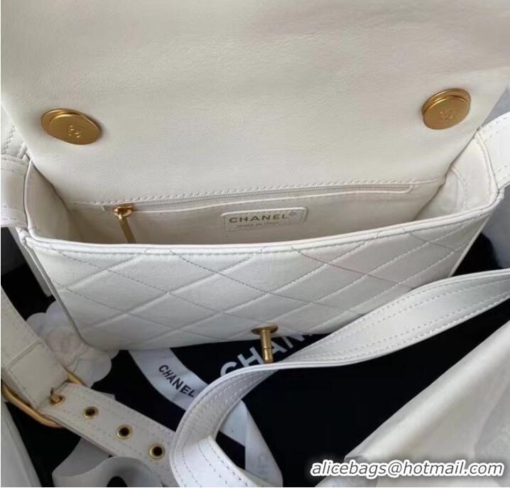 Buy Fashionable Chanel leather Shoulder Bag AS2842 white