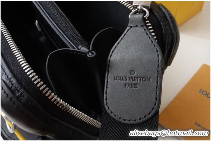 Buy Grade Louis Vuitton HORIZON CLUTCH M20439 black