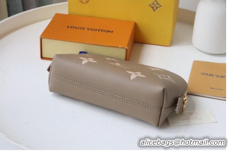 Well Crafted Louis Vuitton POCHETTE COSMETIQUE PM M59086 Dove Gray&Cream