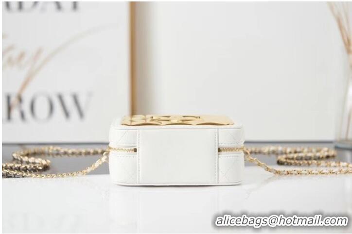 Buy Inexpensive Chanel mini leather Shoulder Bag AP2393 white