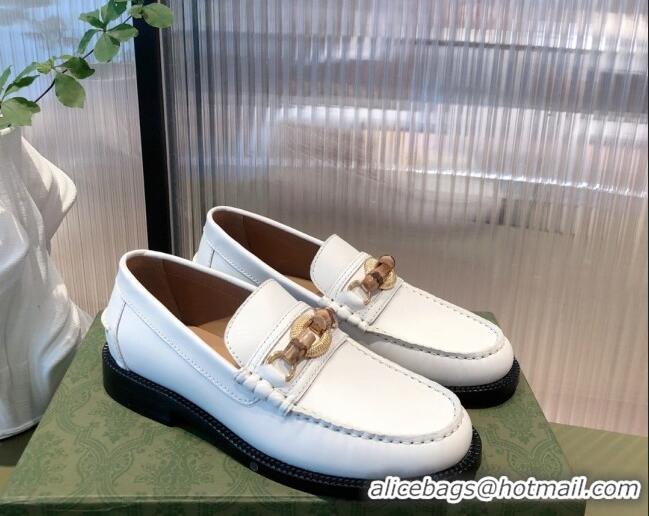 Pretty Style Gucci Leather Loafer Flat with Bamboo Horsebit 092747 White