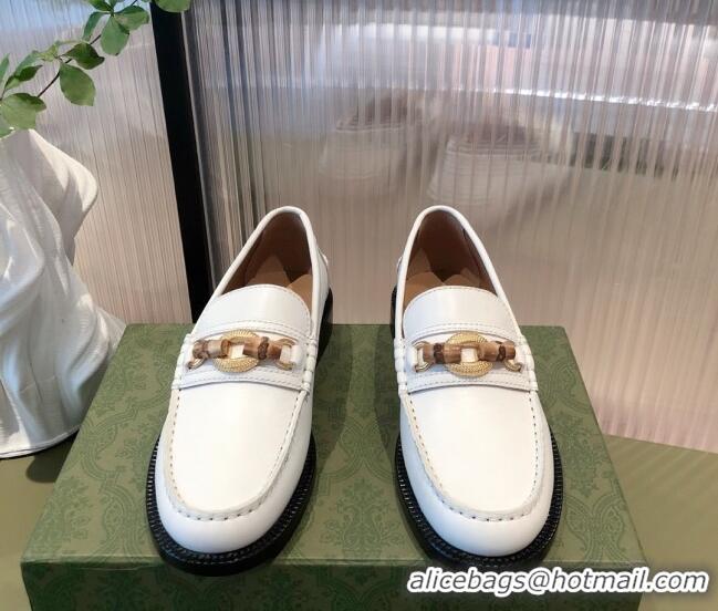 Pretty Style Gucci Leather Loafer Flat with Bamboo Horsebit 092747 White