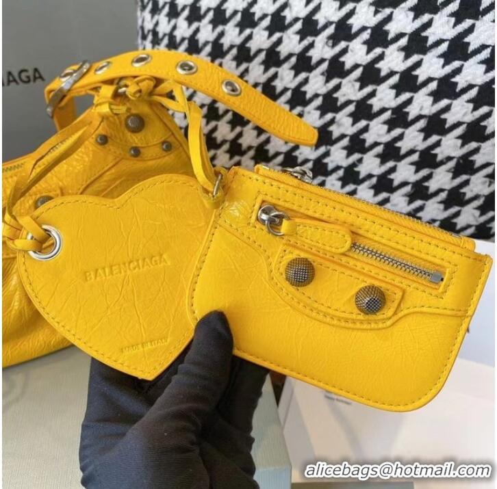 Promotional Balenciaga WOMENS LE CAGOLE MEDIUM SHOULDER BAG IN YELLOW 27541