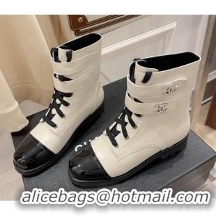 Hot Style Chanel Calfskin Ankle Boots with CC Strap 092352 White