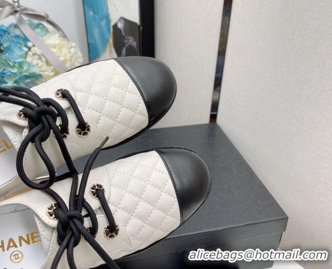 Perfect Chanel 19 Quilted Lambskin Lace-ups with CC Back 092355 White