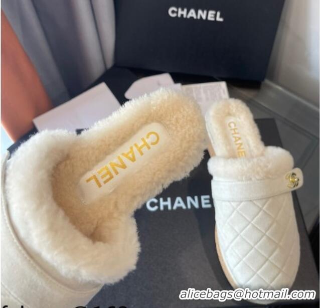 Good Looking Chanel Suede and Shearling Clogs Mules 4.5cm G38271 White