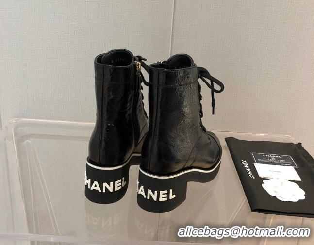 Shop Duplicate Chanel Shiny Crumpled Lambskin Ankle Boots with White Logo 092405 Black