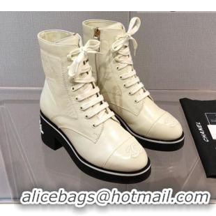 Cheap Price Chanel Shiny Crumpled Lambskin Ankle Boots with White Logo 092405 White