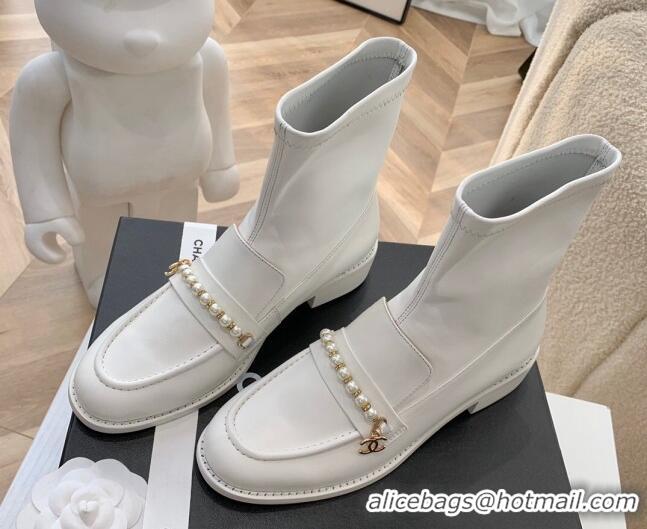 Top Design Chanel Leather Pearl Ankle Boots 092709 White