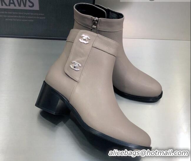 Top Design Chanel Calfskin Ankle Short Boots 4.5cm with CC Buckle 111139 Gray