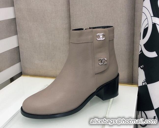 Top Design Chanel Calfskin Ankle Short Boots 4.5cm with CC Buckle 111139 Gray