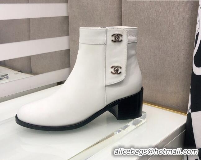 Trendy Design Chanel Calfskin Ankle Short Boots 4.5cm with CC Buckle 111139 White