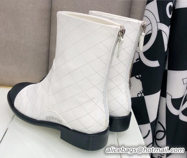 Shop Duplicate Chanel Quilted Calfskin Ankle Short Boots with Side Logo Buckle 111143 White