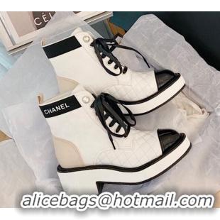 Cute Chanel Lambskin Logo Pearl Lace-ups Ankle Boots G38514 White