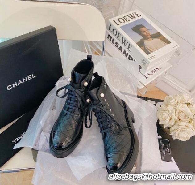 Classic Practical Chanel Lambskin Logo Pearl Lace-ups Ankle Boots G38514 Black