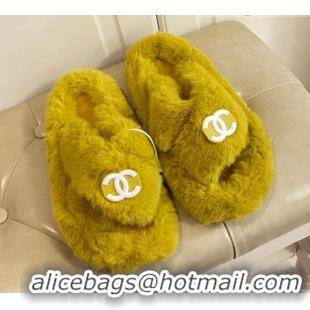 Sumptuous Chanel Fur Thong Flat Slide Sandals 111188 Green