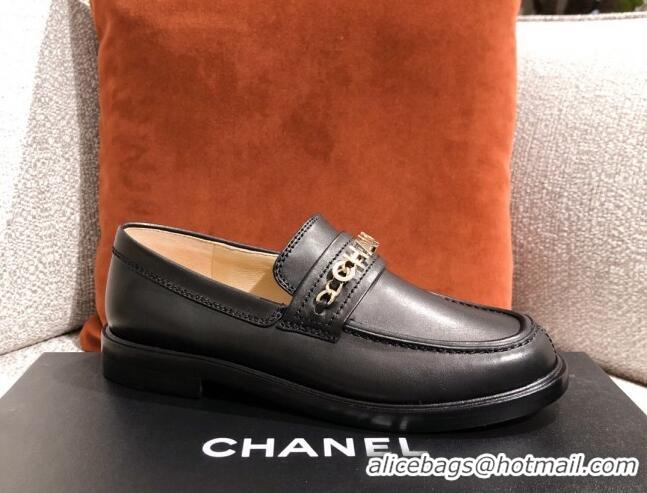 Well Crafted Chanel Shiny Calfskin Loafers G37430 Black