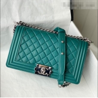 Cheapest Chanel Grained Calfskin Medium Boy Flap Bag A67086 Green/Silver 2021