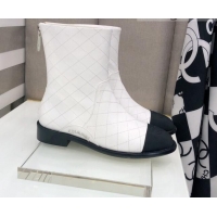 Shop Duplicate Chanel Quilted Calfskin Ankle Short Boots with Side Logo Buckle 111143 White