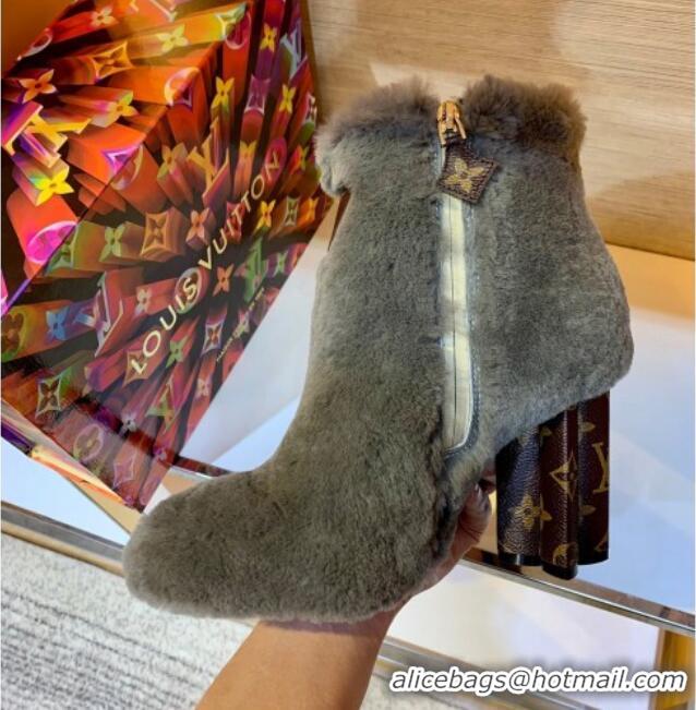 Pretty Style Louis Vuitton Silhouette Rabbit Fur Ankle Boots 9cm 111767 Grey