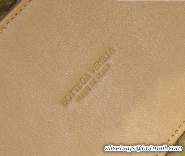 Famous Brand Bottega Veneta Arco Tote Shearling Bag 652867 Teddy Apricot 2021