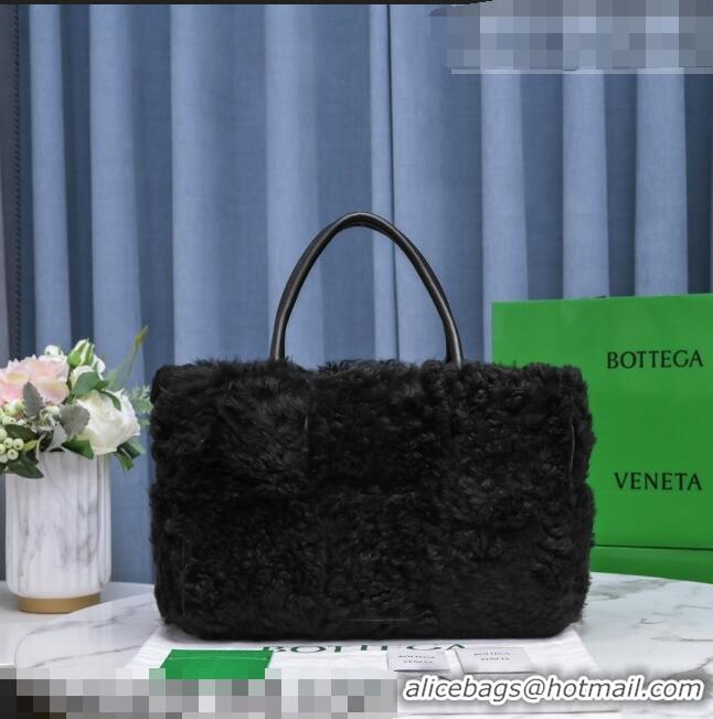 Good Product Bottega Veneta Arco Tote Shearling Bag 652867 Black 2021