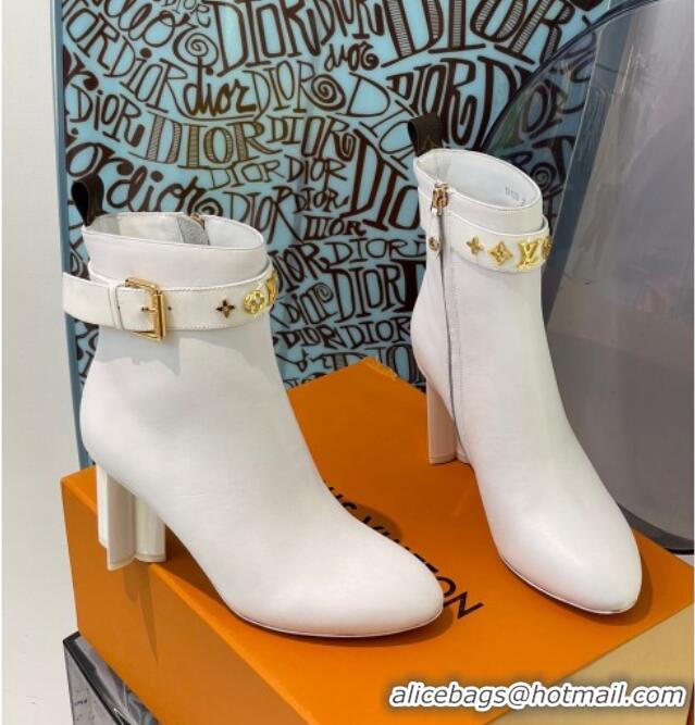 Charming Louis Vuitton Silhouette Monogram Strap Ankle Boots 112450 White