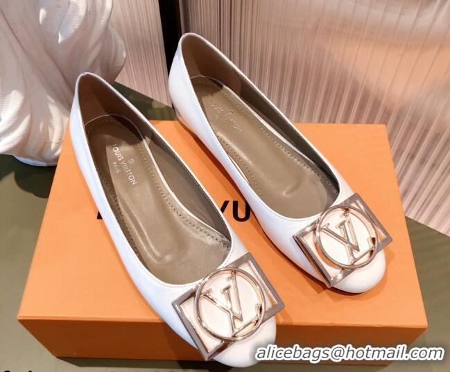 Best Design Louis Vuitton Patent Leather LV Buckle Flat Ballerinas 112471 White