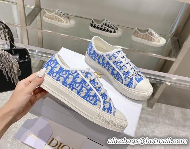 Stylish Dior Walk'n'Dior Sneakers in Blue Oblique Embroidered Cotton 111592