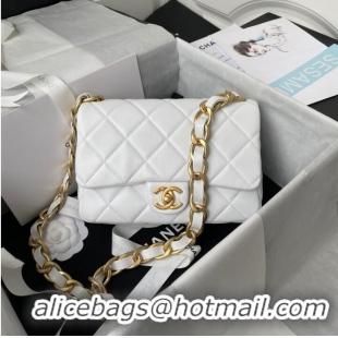 Wholesale CHANEL Lambskin Flap Shoulder Bag 2022SS white