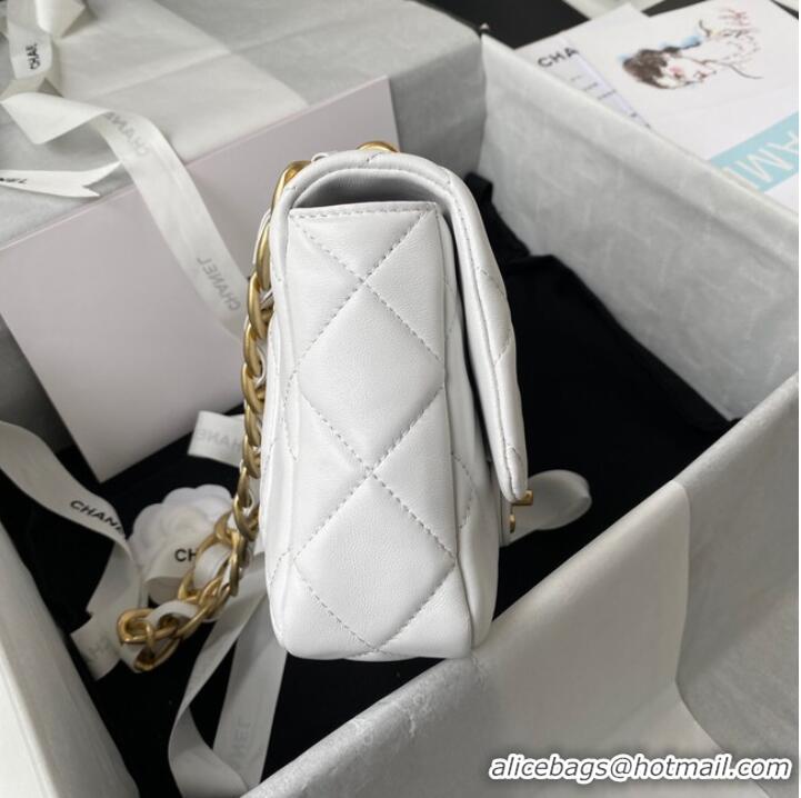 Wholesale CHANEL Lambskin Flap Shoulder Bag 2022SS white