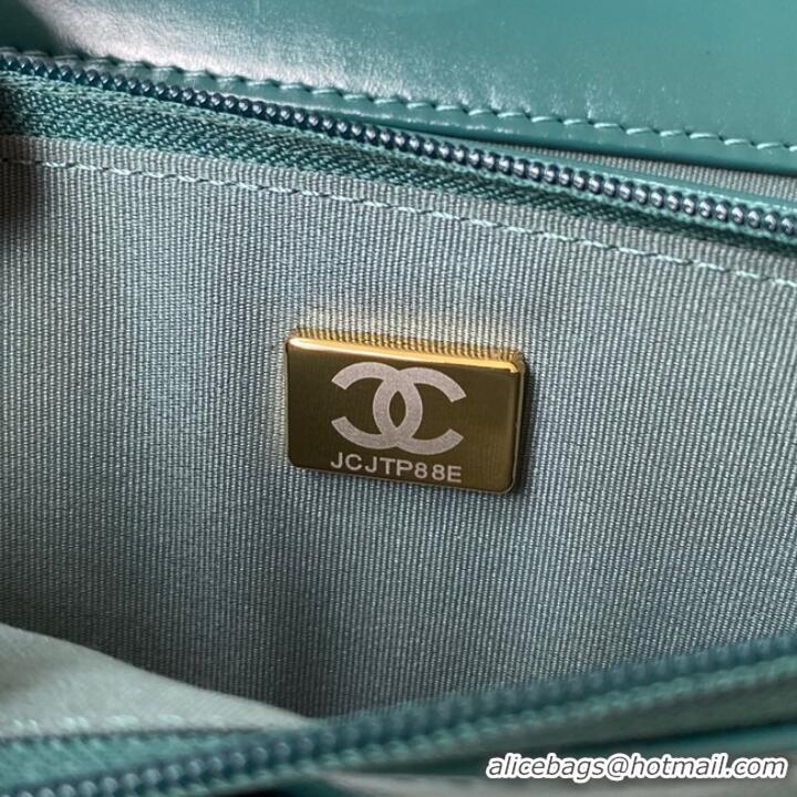 Shop Grade CHANEL Lambskin Flap Shoulder Bag AP2289 green