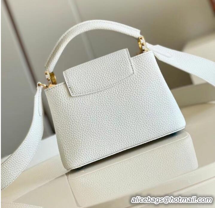 Luxury Classic Louis Vuitton CAPUCINES MINI M55985 white