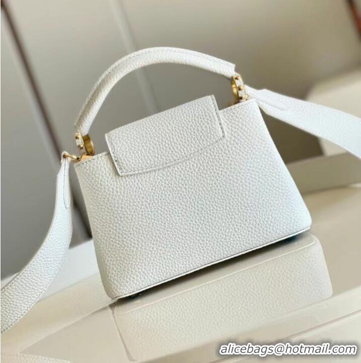 Luxury Classic Louis Vuitton CAPUCINES MINI M55985 white