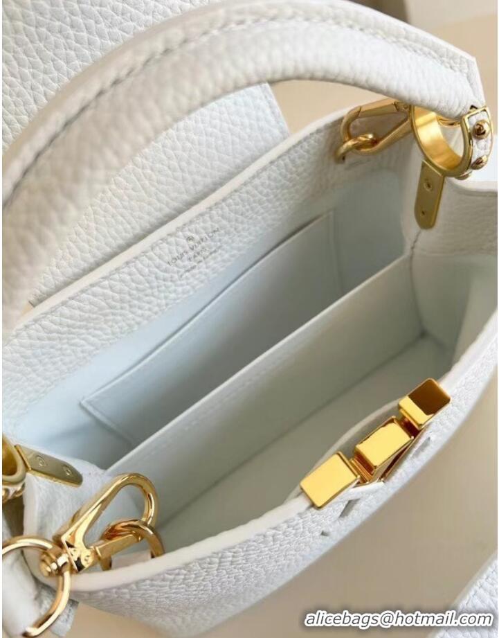 Luxury Classic Louis Vuitton CAPUCINES MINI M55985 white